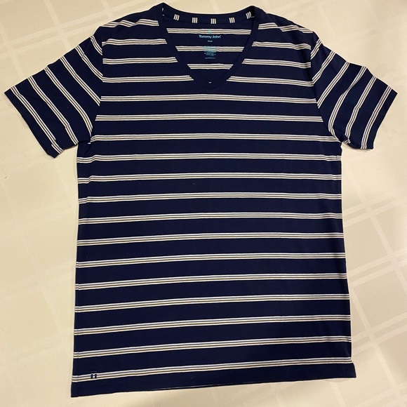 NWT Tommy John Men's V Neck Short Sleeve undershirt, striped dark blue, sz small - Picture 1 of 5